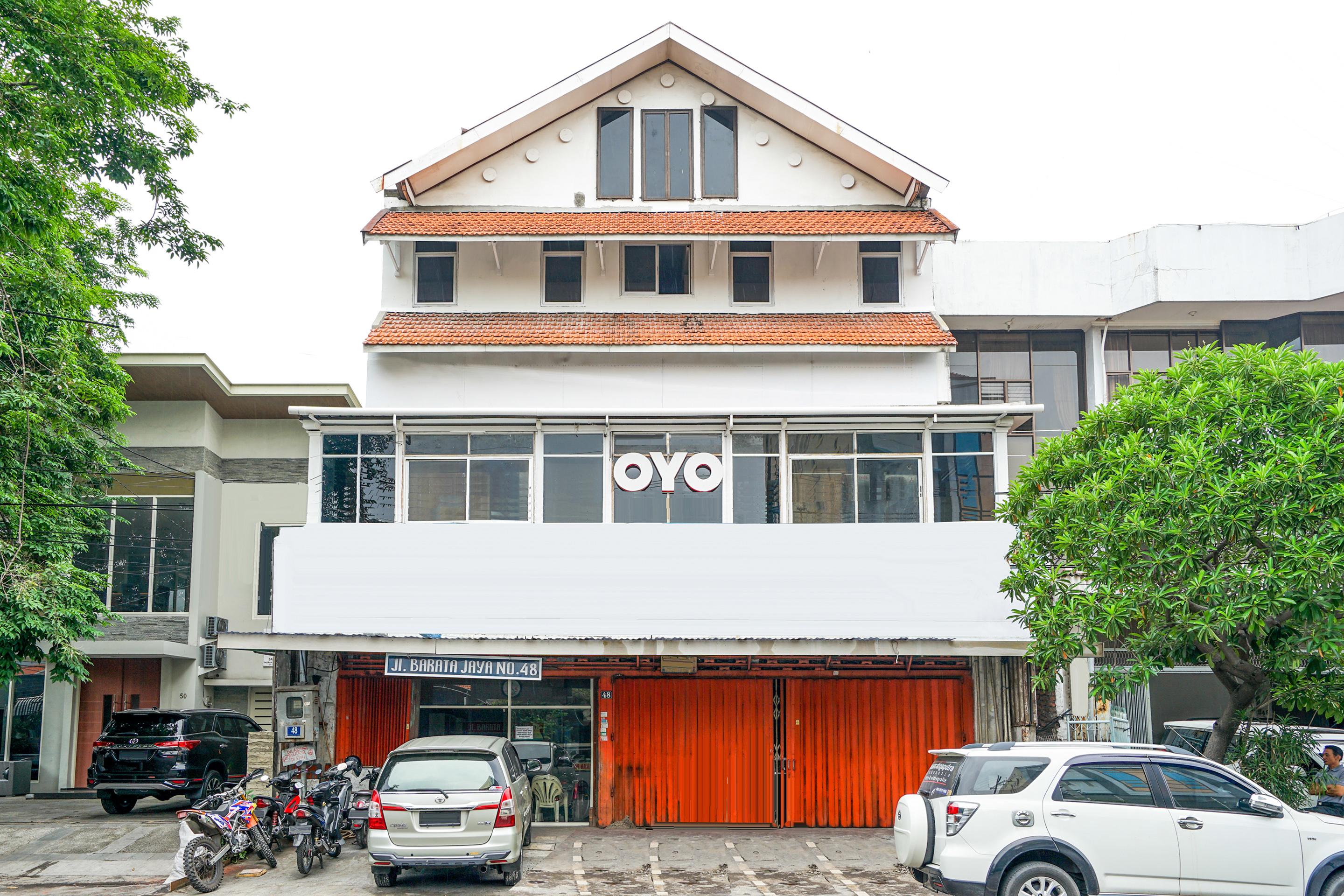 Oyo 164 Ang'S Residence Krukah Exterior foto